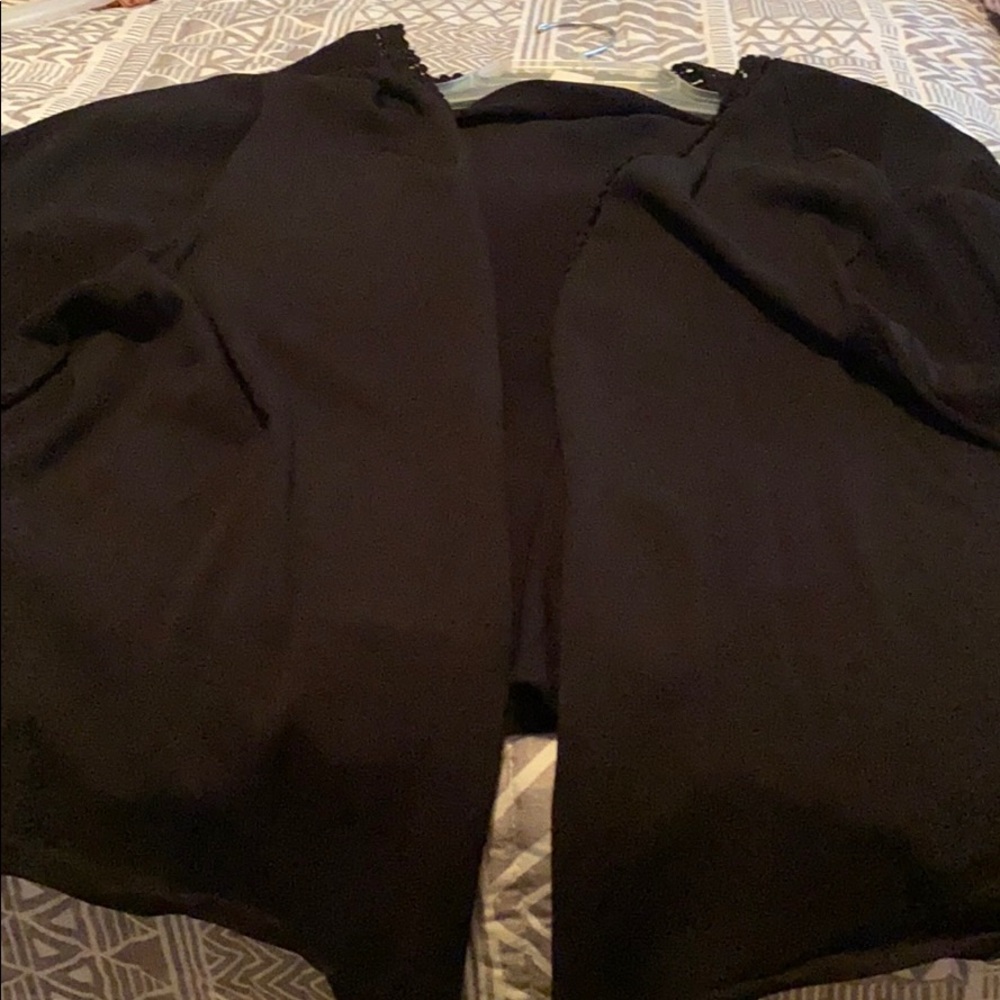 Black crop top